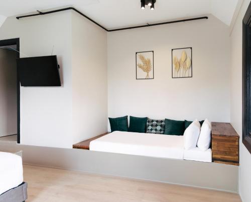 Sydney Wattle Hotel - image 12