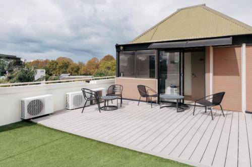 Sydney Wattle Hotel - image 9