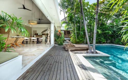 Three-Bedroom Villa image 7