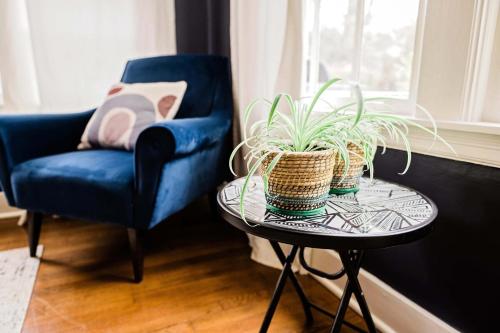 Charming Home - Quiet Street-Near UofM-Fenced Yard