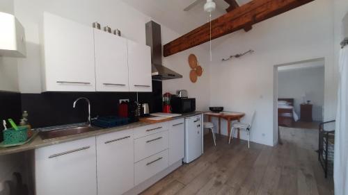 Kitchen, Belle vue in Agde City Center
