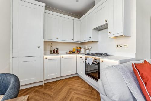 Beachside Maisonette Southbourne in Boscombe East