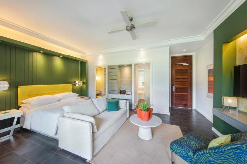 room detail thumbnail 1