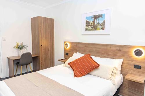 hotel photo