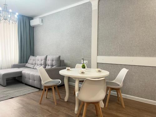 Двухкомнатные апартаменты LUX, Павлодар (фото 3)