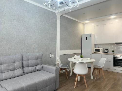 Двухкомнатные апартаменты LUX, Павлодар (фото 4)