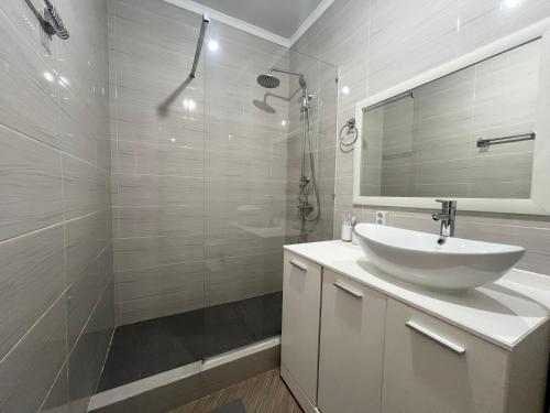 Двухкомнатные апартаменты LUX, Павлодар (фото 5)