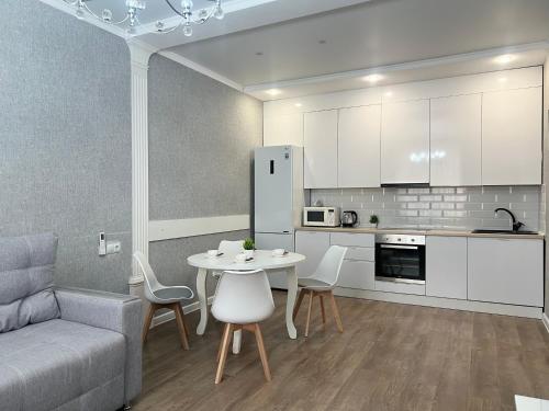 Двухкомнатные апартаменты LUX, Павлодар (фото 10)