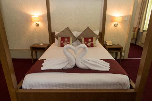The Crown Hotel - image 6