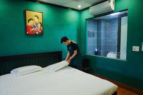 King Room image 1