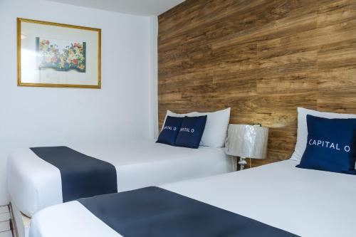 Standard Two Beds  image 4