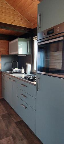 virtuve, Christinas familienfreundliches Ferienhaus, nah Serengeti Park in Grethem