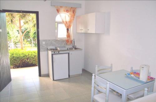 Paras Beach Apartments 5