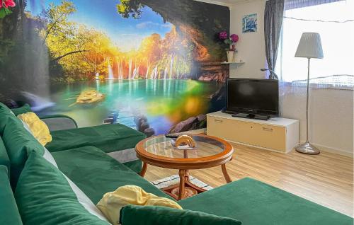 Pet Friendly Apartment In Harøy in Haroy