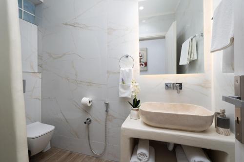 Moonstone Room Type - Two-Bedroom House