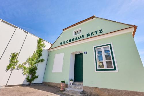 Milchhaus Retz in Retz, Österreich