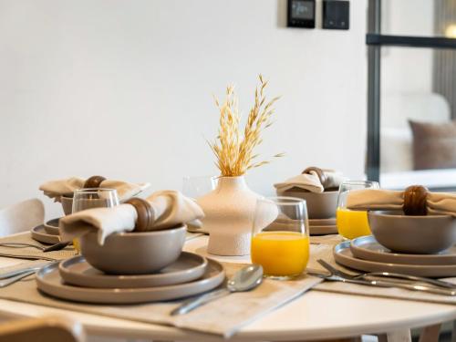 Wonderful Stay at Collective 2- Unique in Dubai Hills - 5 min to Dubai Hills Mall - Brand New Luxury Apartments, Dubái (foto 9)