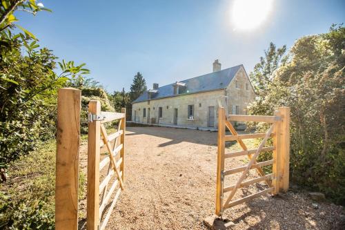 Longère du Gué du Roi & SPA gîte à louer Neuvy-le-Roi