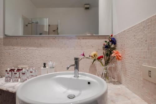 TURATI GUEST HOUSe, Řím (fotografie 10)