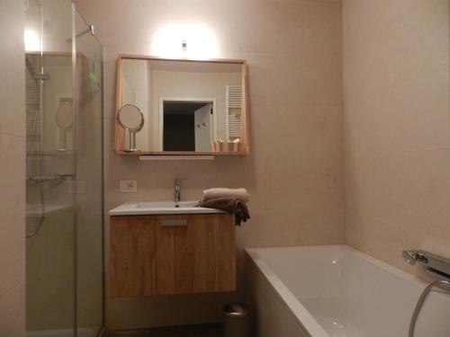 حمام, B&B De Swaenhoeck in Damme