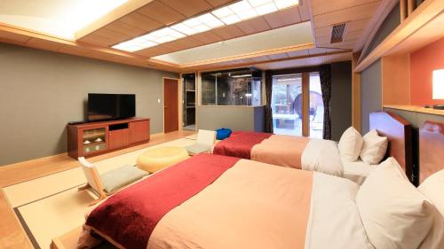 room detail thumbnail 1