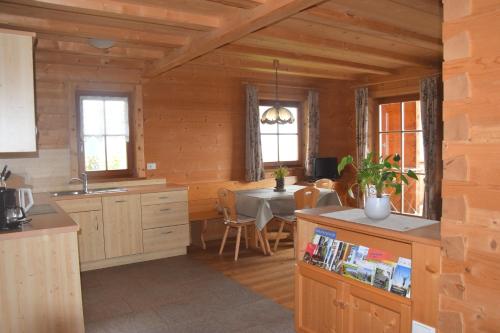 kuchyně, Ortlerhof im Ultental - Urlaub auf dem Bauernhof in Ultimo