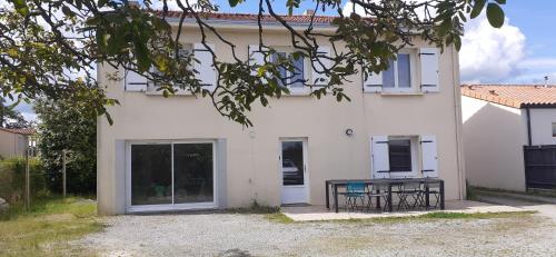 Balcony/terrace, Gite du moulin in Le Loroux-Bottereau