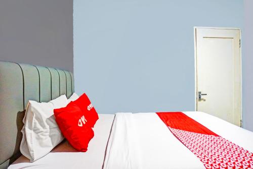Deluxe Double Room image 2