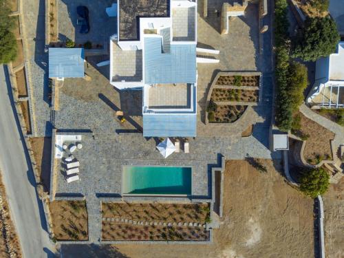 Villa with Private Pool image 3