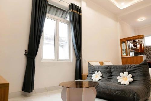 Studio Apartment image 5