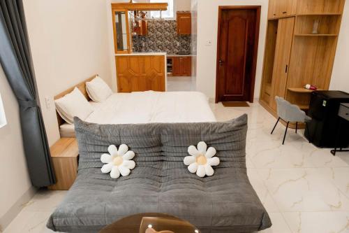 Studio Apartment image 1