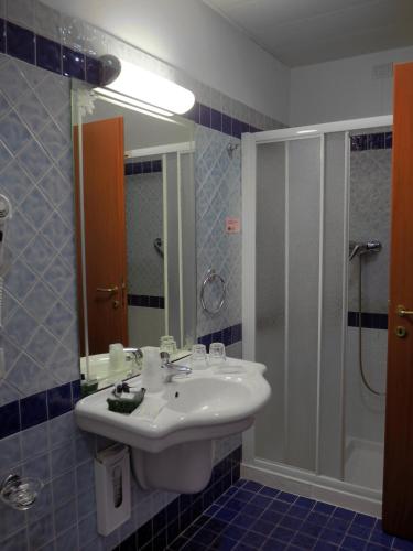 Hotel Ferrari - image 11