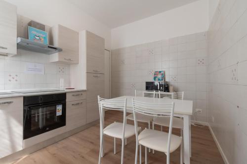 Quadrilocale Ospedale Civile 8 , 3 Camere e due bagni