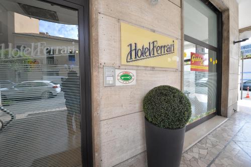 Hotel Ferrari - image 6