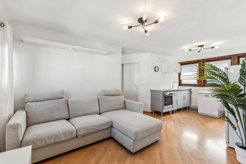 APARTMENT in Gifhorn - For 4 People - 50m2, 1x Bedroom, 4x Single Bed, Free Coffee, WiFi & Parking - in Gifhorn