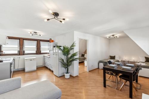 кухня, APARTMENT in Gifhorn - For 4 People - 50m2, 1x Bedroom, 4x Single Bed, Free Coffee, WiFi & Parking - in Gifhorn