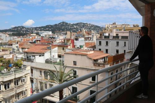 Apartment with Terrace and City View room in Apartaments Sala Mar