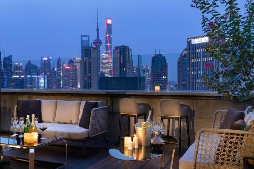 Bar/lounge, MEHOOD Elegant Hotel Shanghai Bund near 1933 Old Millfun