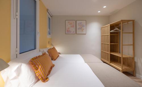 Stay Unique Apartment Muntaner - image 5