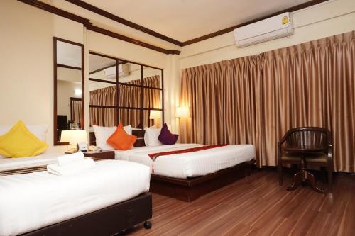 room detail thumbnail 0