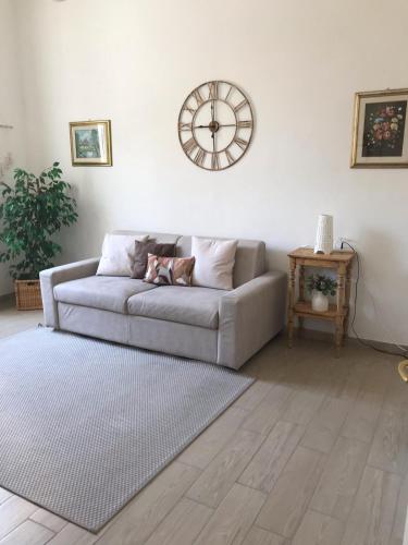 Sweet Home Apartment