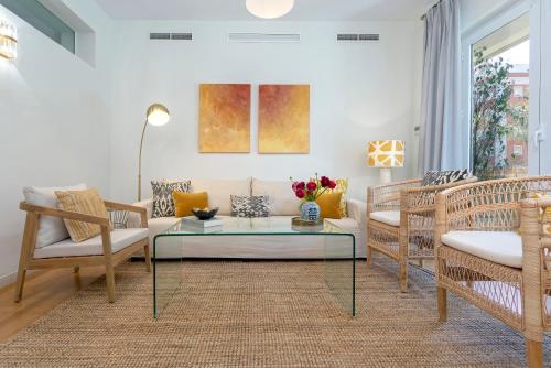 Genteel Home Carlos V, Севилья