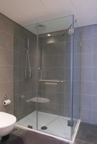 High-End Loft in Gemmayze - image 9