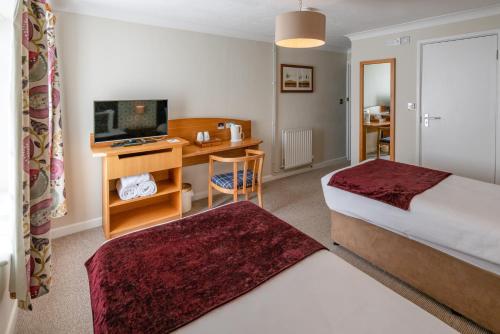 Avon Causeway Hotel - image 8