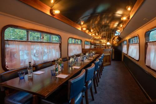 Avon Causeway Hotel - image 7