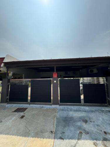 Entrance, Rozie Cozy,Merlimau 6-8pax 3Bedrooms2Bathrooms single storey terrace house in Merlimau