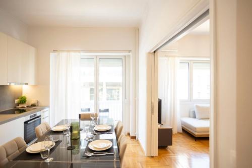 Elegant 3-Bedroom Retreat in the Heart of Kolonaki - image 12