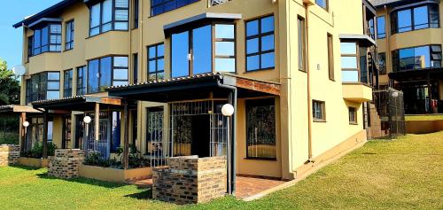 Vista exterior, Serene Shores - Sleeps 8 in Margate