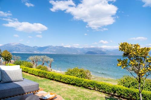 Lefkon Villa with pool by the Sea - NPeloponnese in Kato Rodini (Akhaia)