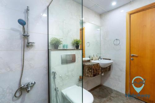 Lovely 1Bed Heart of Marina 1 Min to Metro, Dubaj (zdjęcie 6)